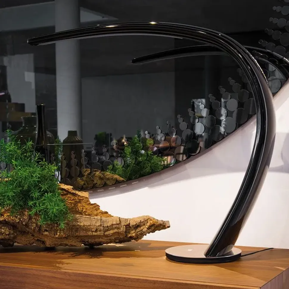 1. Design moderno ed elegante. 2. Prezzo conveniente. 3. Facile da installare. 4. Lampada a LED. 5. Garanzia di qualità Cattelan Italia.