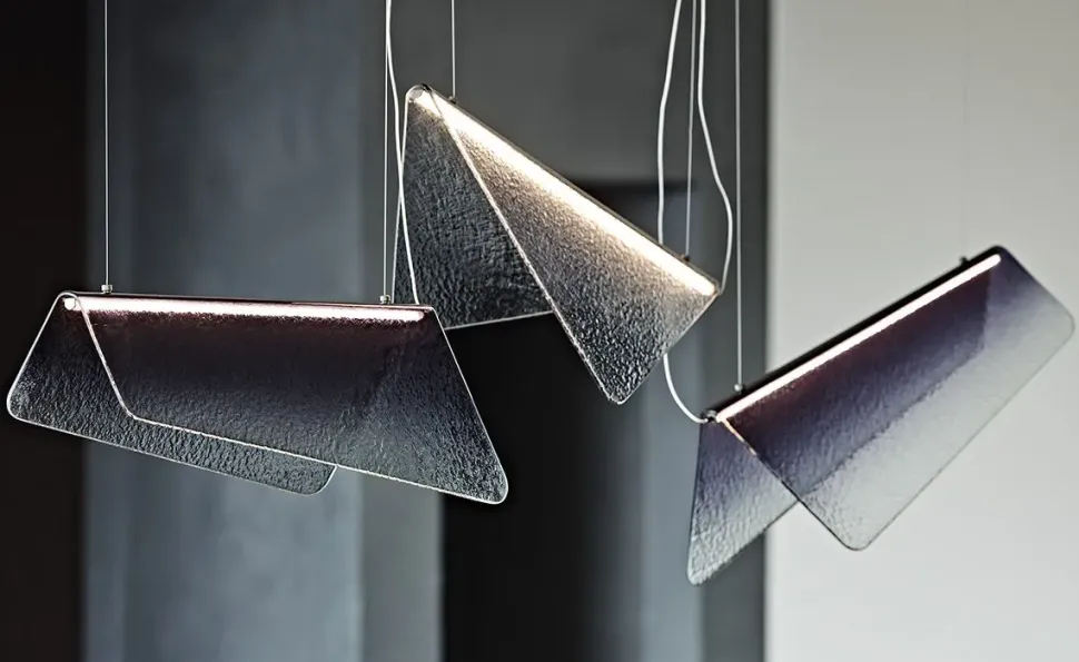 1. Design moderno ed elegante 2. Vetro di qualità 3. Prezzo scontato 4. Facile da installare 5. Marca Cattelan Italia