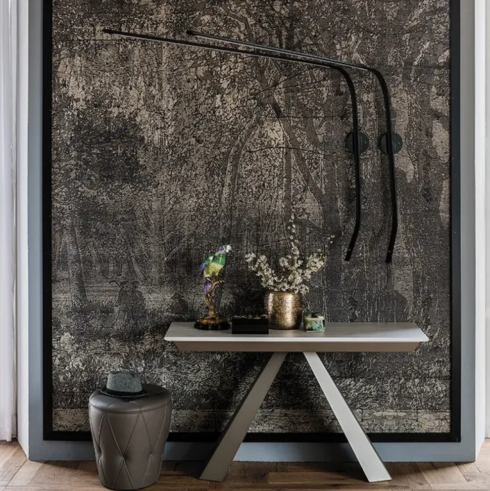 1. Design moderno ed elegante. 2. Struttura in legno di faggio. 3. Seduta imbottita in pelle. 4. Struttura resistente e robusta. 5. Facile da pulire.