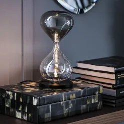 1. Design moderno ed elegante. 2. Cristallo di qualità. 3. Prezzo scontato. 4. Facile da installare. 5. Marca Cattelan Italia.