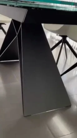 1. Design moderno ed elegante. 2. Struttura robusta e resistente. 3. Facile da montare. 4. Prezzo scontato. 5. Garanzia di qualità.