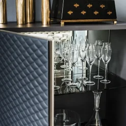 1. Design moderno ed elegante. 2. Costo scontato. 3. Ampio spazio di archiviazione. 4. Facile da montare. 5. Materiali di qualità.