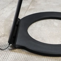 1. Design moderno ed elegante. 2. Illuminazione a LED di alta qualità. 3. Facile da installare. 4. Garanzia di 2 anni. 5. Prodotto da Cattelan Italia.