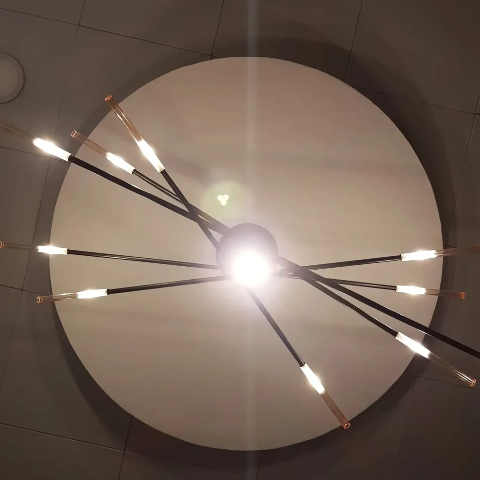 1. Prezzo scontato! 2. Design moderno ed elegante. 3. Facile da installare. 4. Ideale per la tua auto. 5. Garanzia di qualità.