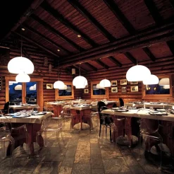 A sospensione Fl/y Kartell a prezzo scontato