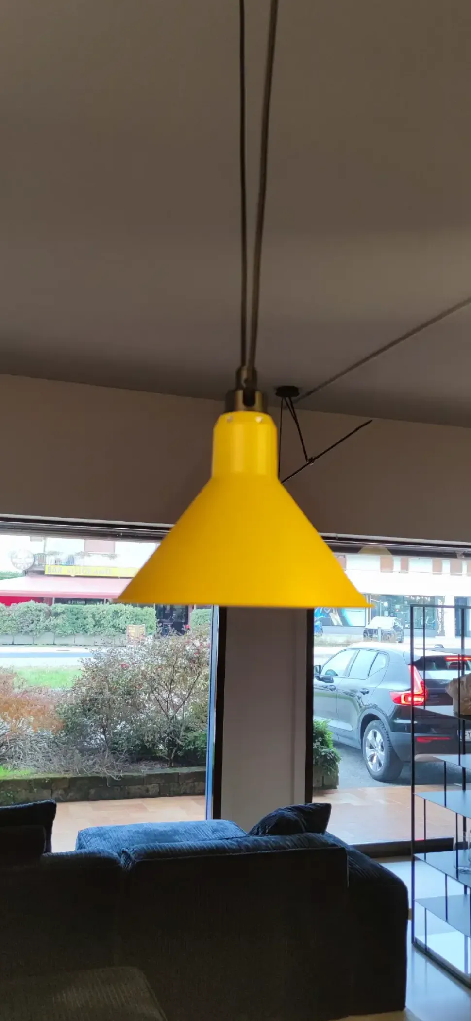 A sospensione Les acrobates 325 Dcw a prezzo Outlet