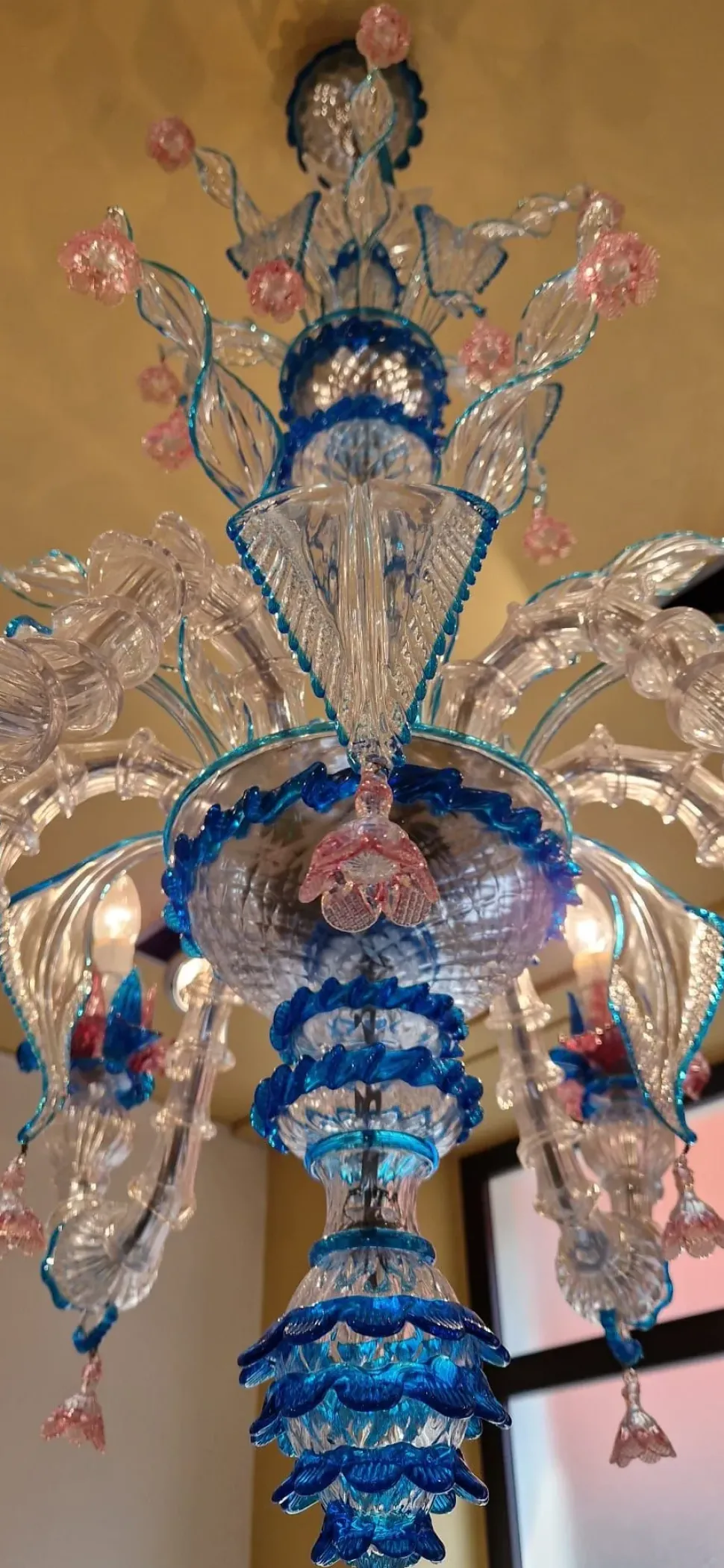 A sospensione stile Classica Andromeda Artigianale con forte sconto