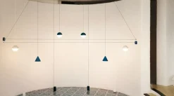 A sospensione string light touch dim – testa a sfera – cavo 12mt Flos in Offerta Outlet