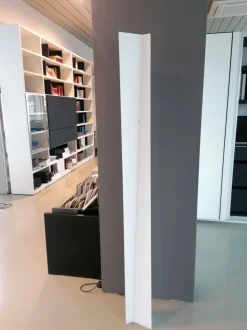 Acquista la Lampada da Terra Minitallux Reverse - Icone Bianca a prezzi vantaggiosi!