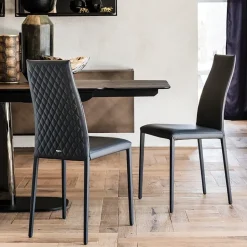 Acquista la Sedia modello Kay di Cattelan Italia: scopri il prezzo riservato!