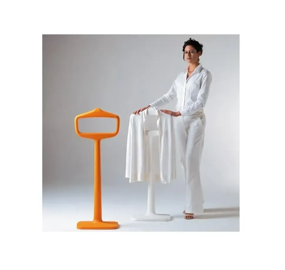 Appendiabiti design Bobo Battistella a prezzi convenienti