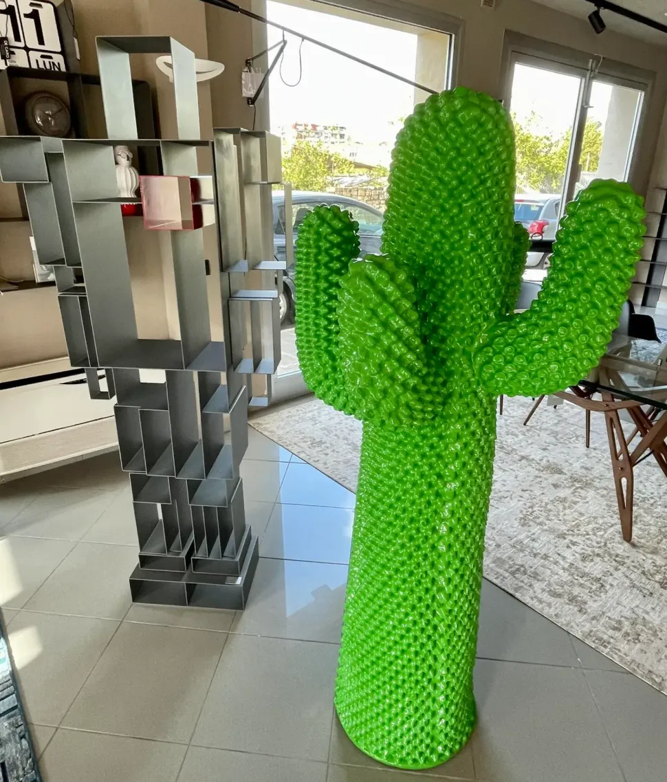 Appendiabiti design modello Gufram another green verde di Gufram ribassato al 24%