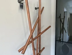 Appendiabiti design Skecht Porada con forte sconto