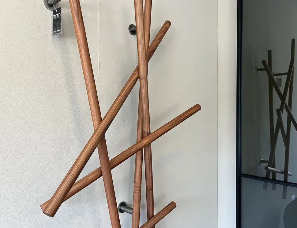 Appendiabiti design Skecht Porada con forte sconto