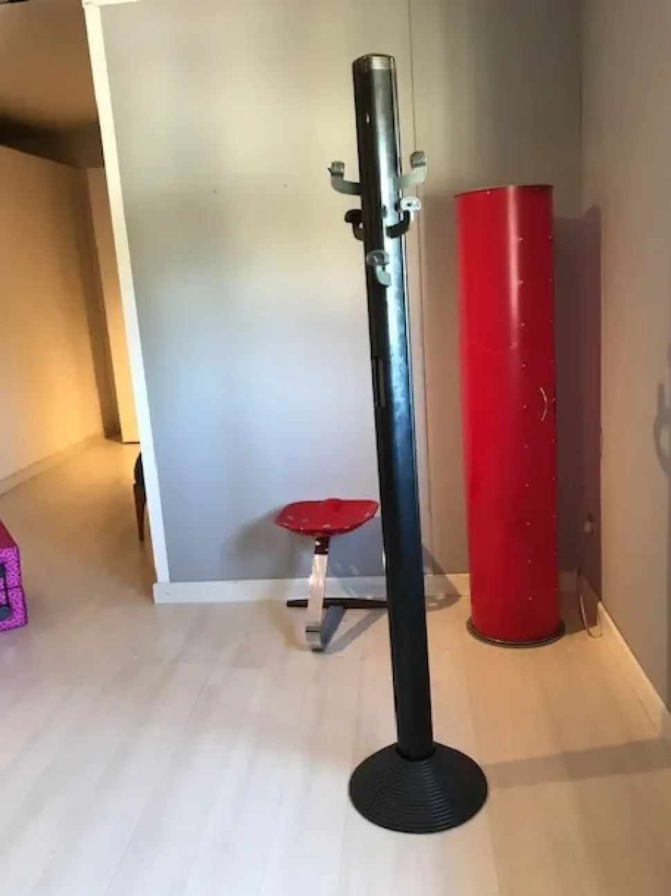 Appendiabiti Dilemma Artigianale in metallo in Offerta Outlet