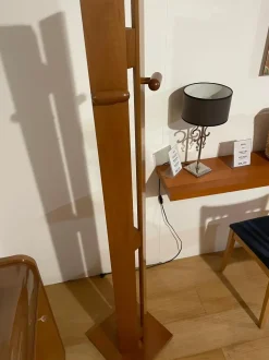 Appendiabiti modello Appendiabiti in stile classico di Artigianale - 50%