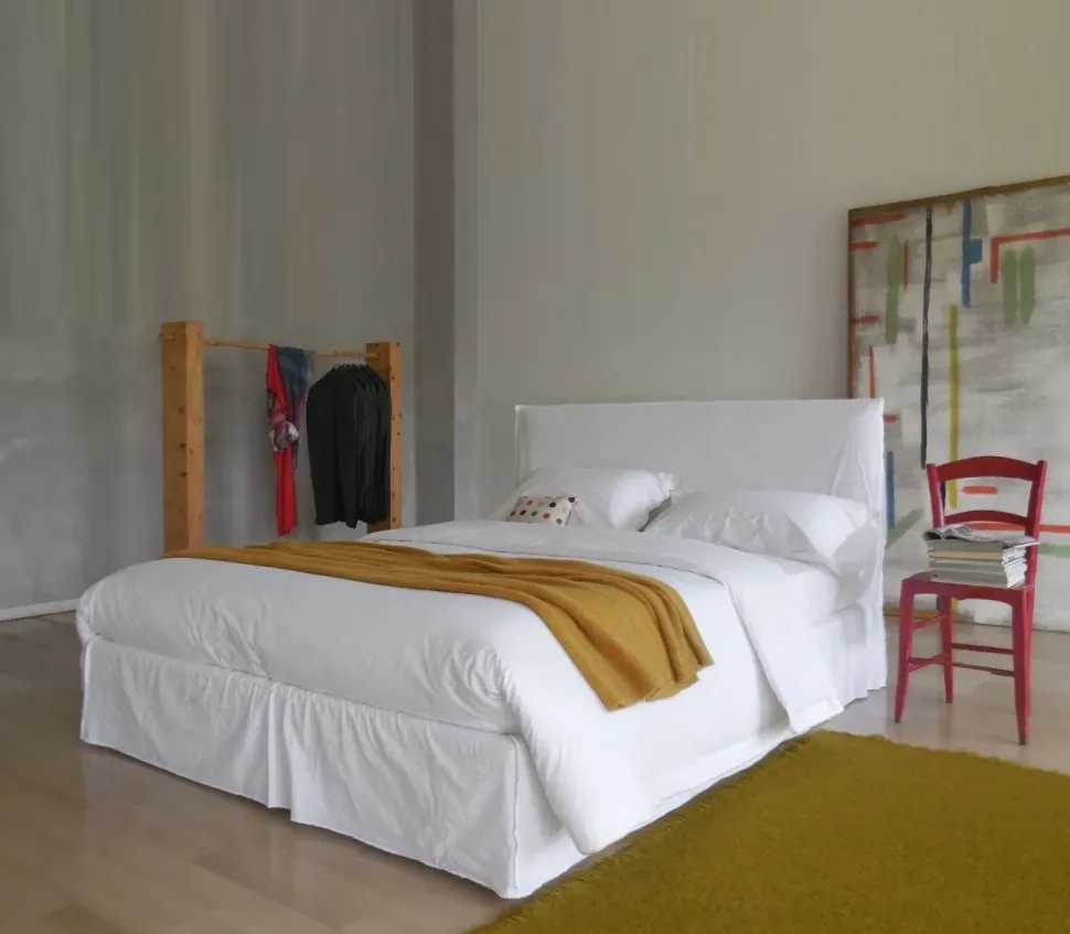 Approfitta dello sconto 27% sul letto Letto matrimoniale ghost 80.e di Gervasoni