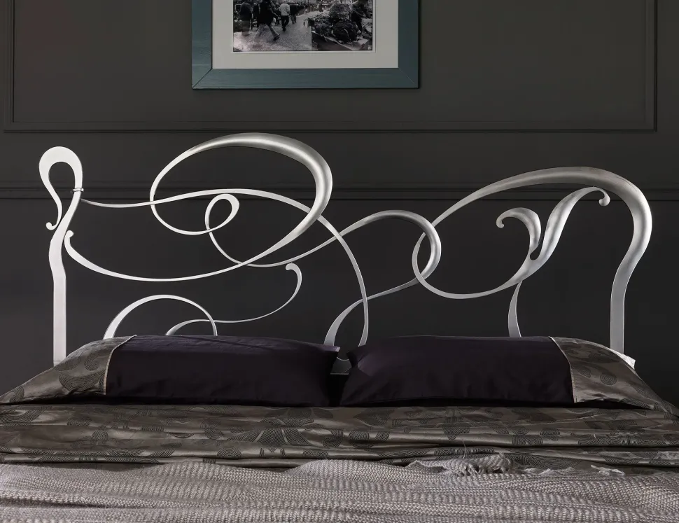 Approfitta dello sconto 45% sul letto Letto in ferro battuto foglia argento made in italy di Md work