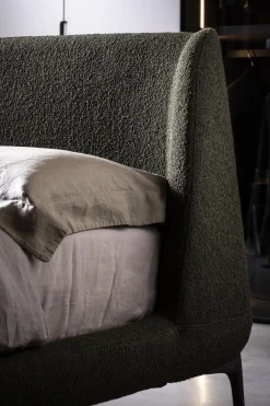 Approfitta dello sconto 44% sul letto Velvet di Novamobili