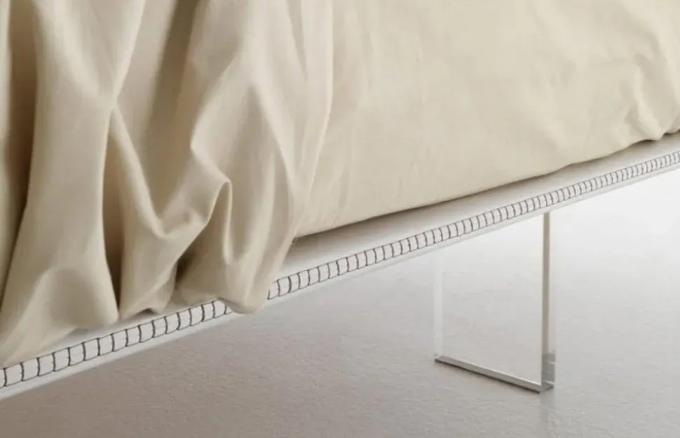 Approfitta dello sconto 31% sul letto Brillant autoportante di Samoa