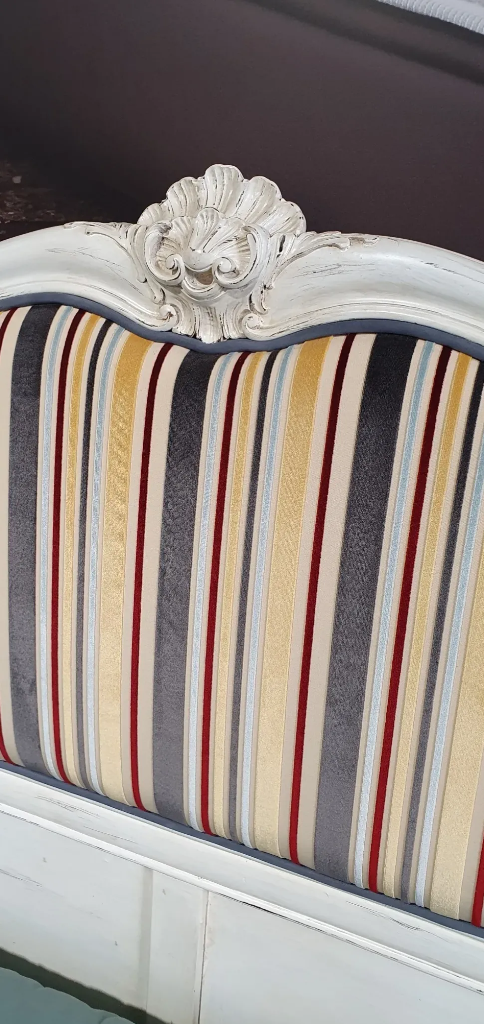 Approfitta dello sconto 70% sul letto Letto noce intaglio di Artigianale