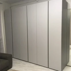 Armadio ante battenti in laminato opaco Armadio ferrimobili battente Ferrimobili scontato