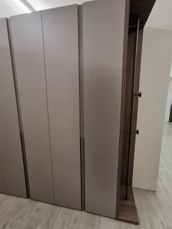 Armadio ante battenti in laminato opaco Slim di Dielle modus