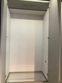 Armadio ante battenti in laccato opaco Elegant di Lema