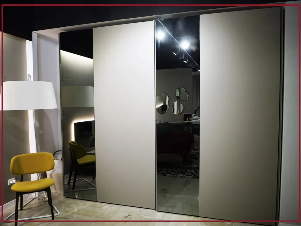 Armadio ante scorrevoli in legno Sintesi di Sangiacomo