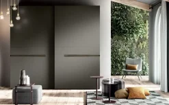 Armadio ante scorrevoli in laccato opaco Solano di Moretti compact giorno notte