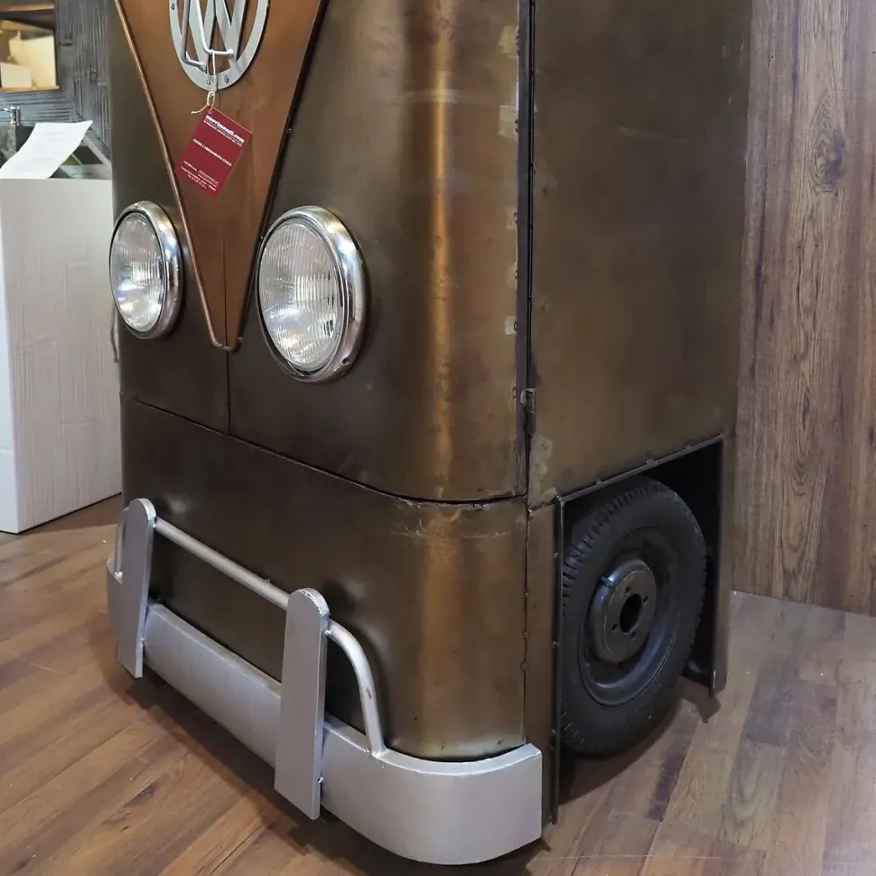 Armadio Aramdio mobile bar wolkswagen di Outlet etnico A PREZZO SCONTATO 37%