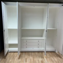 Armadio Armadio 4 ante corfù di Artigianale A PREZZO SCONTATO 71%