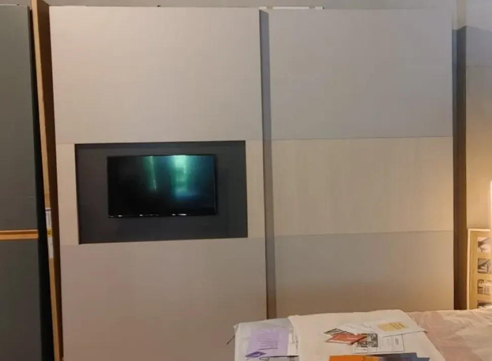 ARMADIO Armadio brunale scorrevole di Moretti compact in OFFERTA OUTLET