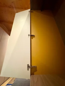 ARMADIO Armadio con vano di Artigianale in OFFERTA OUTLET