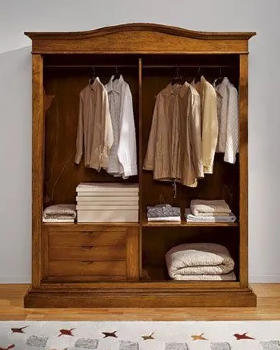 Armadio Armadio due porte scorrevoli realizzato in legno di Collezione esclusiva scontato -40%