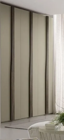 ARMADIO Armadio  garnde 6 ante  battenti  con maniglione  qaudro infinity   Outlet etnico SCONTATO