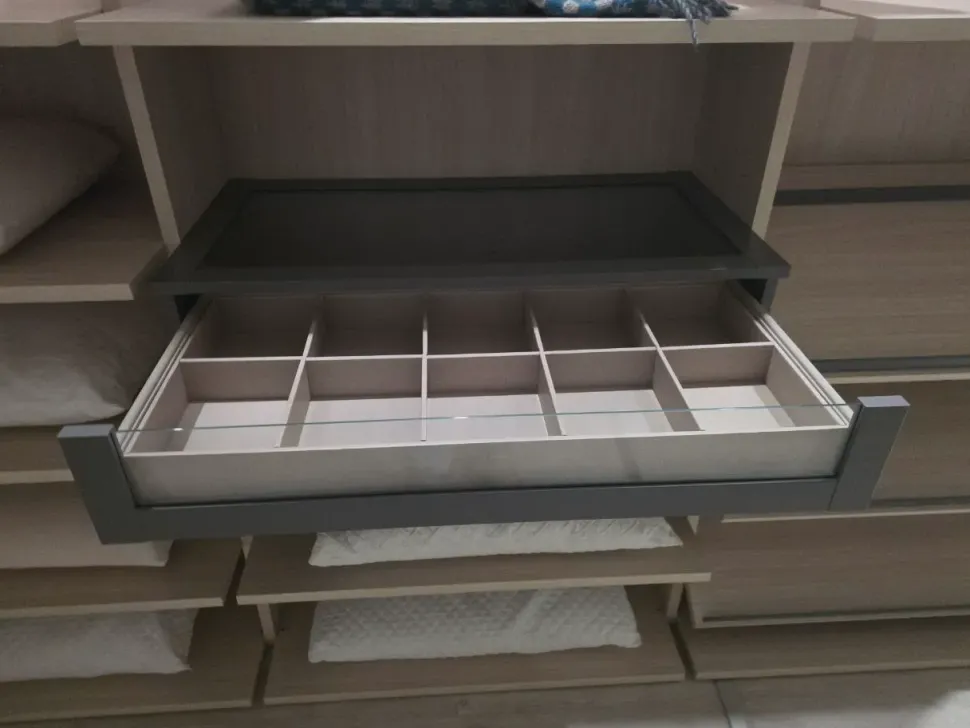 Armadio Cabina armadio golf pronta consegna Colombini casa a senza ante in Offerta Outlet