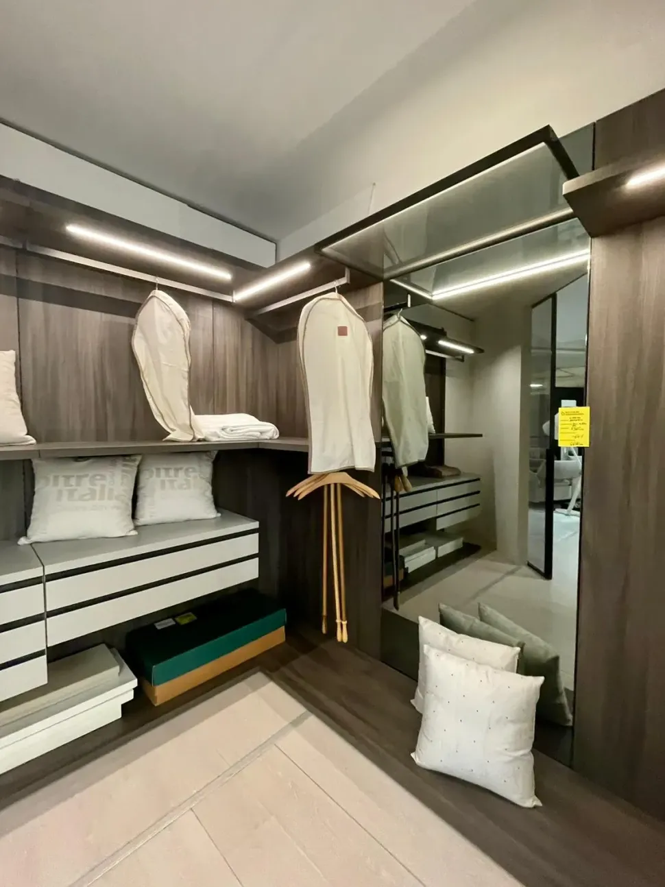 Armadio cabina armadio in laminato opaco Cabina armadio panorama di Sangiacomo