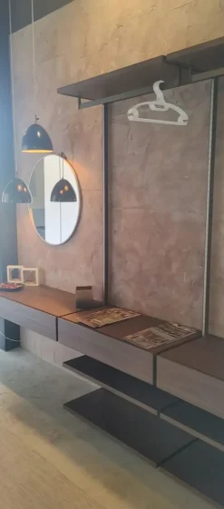 Armadio Cabina armadio lineare cremagliera Orme a senza ante a prezzo scontato