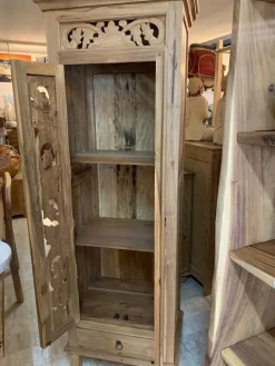 Armadio classico Stipo etnico-orientale Artigianale con un ribasso imperdibile