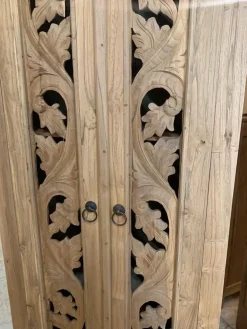 Armadio classico Stipo etnico-orientale Artigianale con un ribasso imperdibile