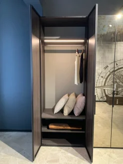 Armadio con ante battenti moderno Fab Olivieri a prezzo scontato