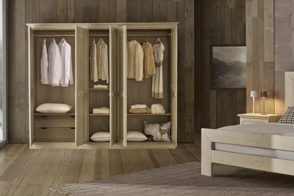 Armadio con ante battenti modello Armadio art 3364 a scontato del 40%