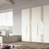 Armadio con ante battenti moderno Armadio a 6 ante in tamburato versione laccato bianco opaco con inserto in vetro tortora in promo-sconto del 55% Dal cin a prezzo scontato