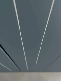 Armadio con ante battenti a prezzo scontato modello Lux di Veneran