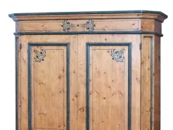 Armadio con ante battenti classico Armadio bar Artigianale a prezzo scontato