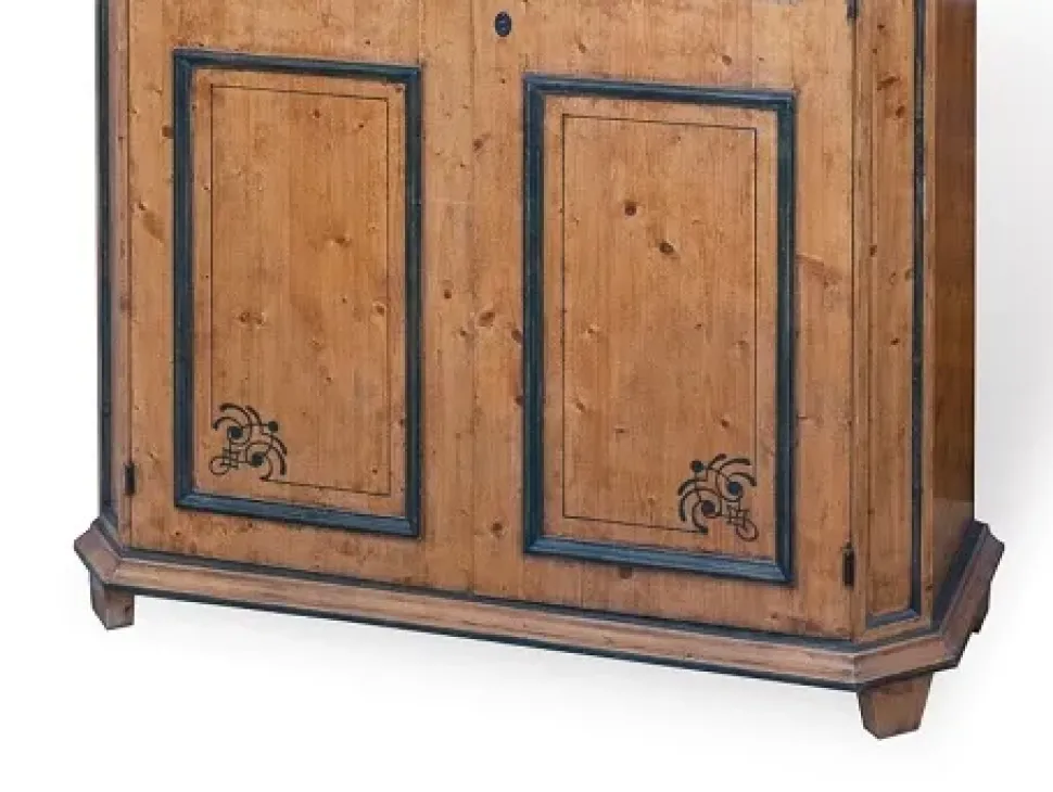 Armadio con ante battenti classico Armadio bar Artigianale a prezzo scontato