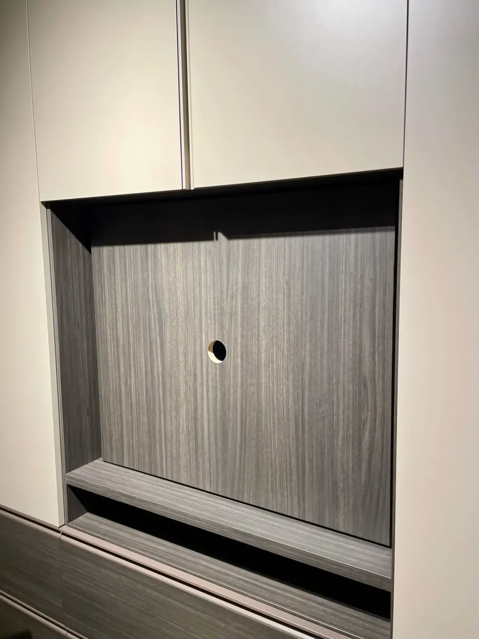 Armadio con ante battenti moderno Night collection Novamobili a prezzo ribassato