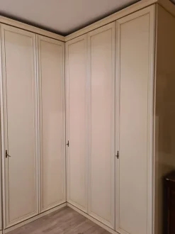 Armadio con ante battenti classico Poker Alf da fre a prezzo ribassato