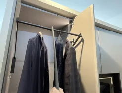 Armadio con ante battenti modello Gola scontato del 30%